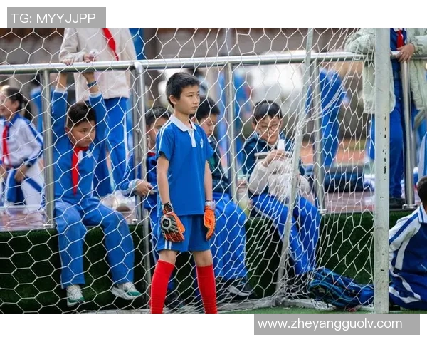 深圳足球队近期状态对比分析及未来发展趋势探讨