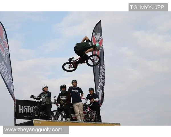 西安攀岩队在极限运动嘉年华中以85分稳居积分榜首位