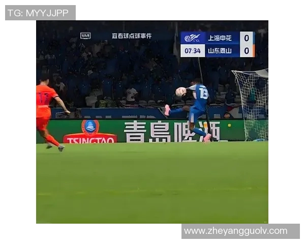 南京足球队实力引发热议球迷对球队表现的不同看法与争论