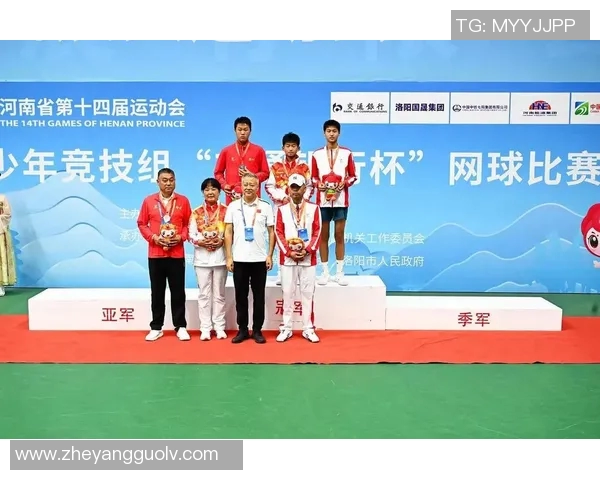 南京网球队比赛经验引发热议球迷与专家观点交锋探讨竞技水平 南京网球队比赛经验引发热议球迷与专家观点交锋探讨竞技水平