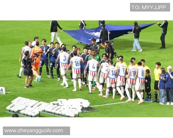 巴拉圭与日本足球队最新阵容对比分析及球员表现评估