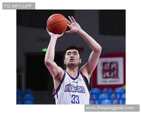 张兆旭：从篮球新星到职业生涯的辉煌转折点探索与成长之路