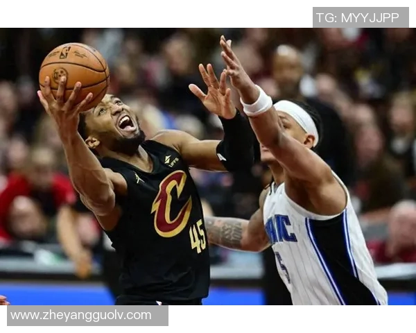 多诺万米切尔的崛起之路与NBA赛场的辉煌时刻解析 多诺万米切尔的崛起之路与NBA赛场的辉煌时刻解析