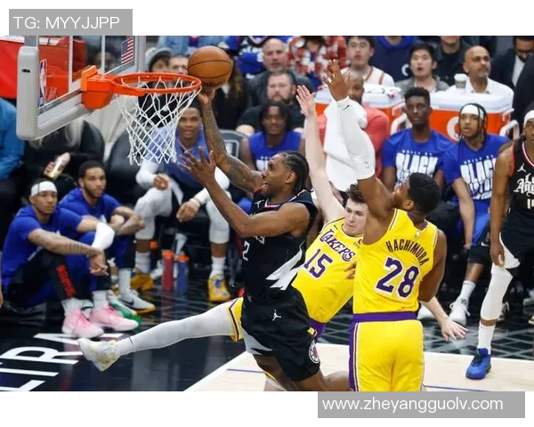 湖人对决爵士的精彩瞬间回顾与赛后分析