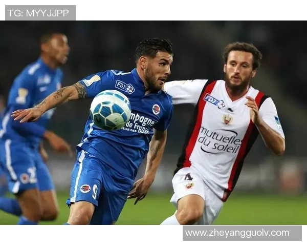 卡昂与沙特鲁激战正酣谁能在法乙赛场上笑到最后